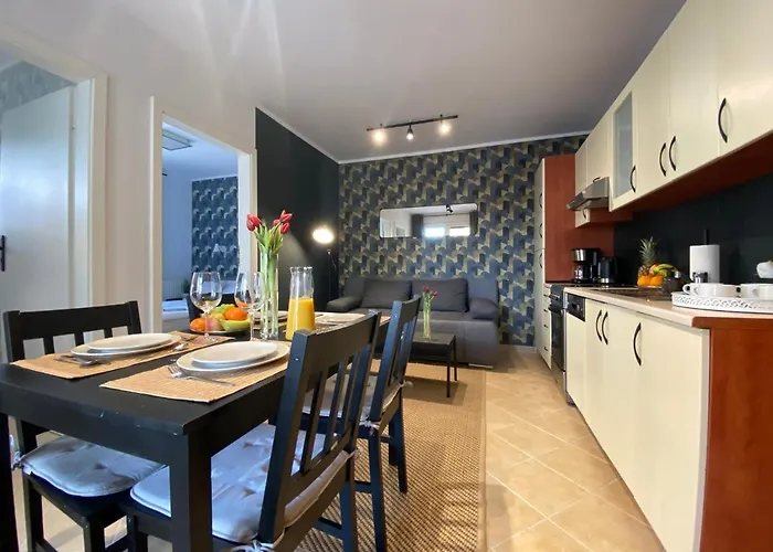 Przy Plazy Promenada 아파트 *